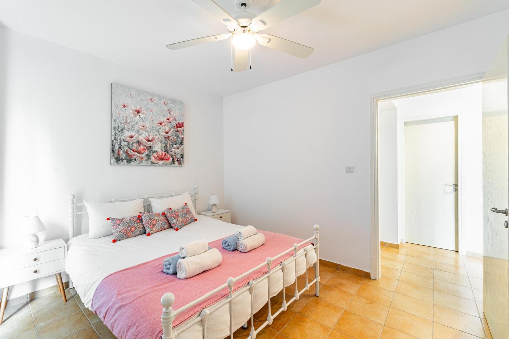 Beach Front Villa Mer Blu By Ezoria Villas Coral Bay Exterior foto